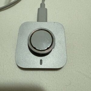 Oura Ring 4 and charger. Size 11. Brushed silver